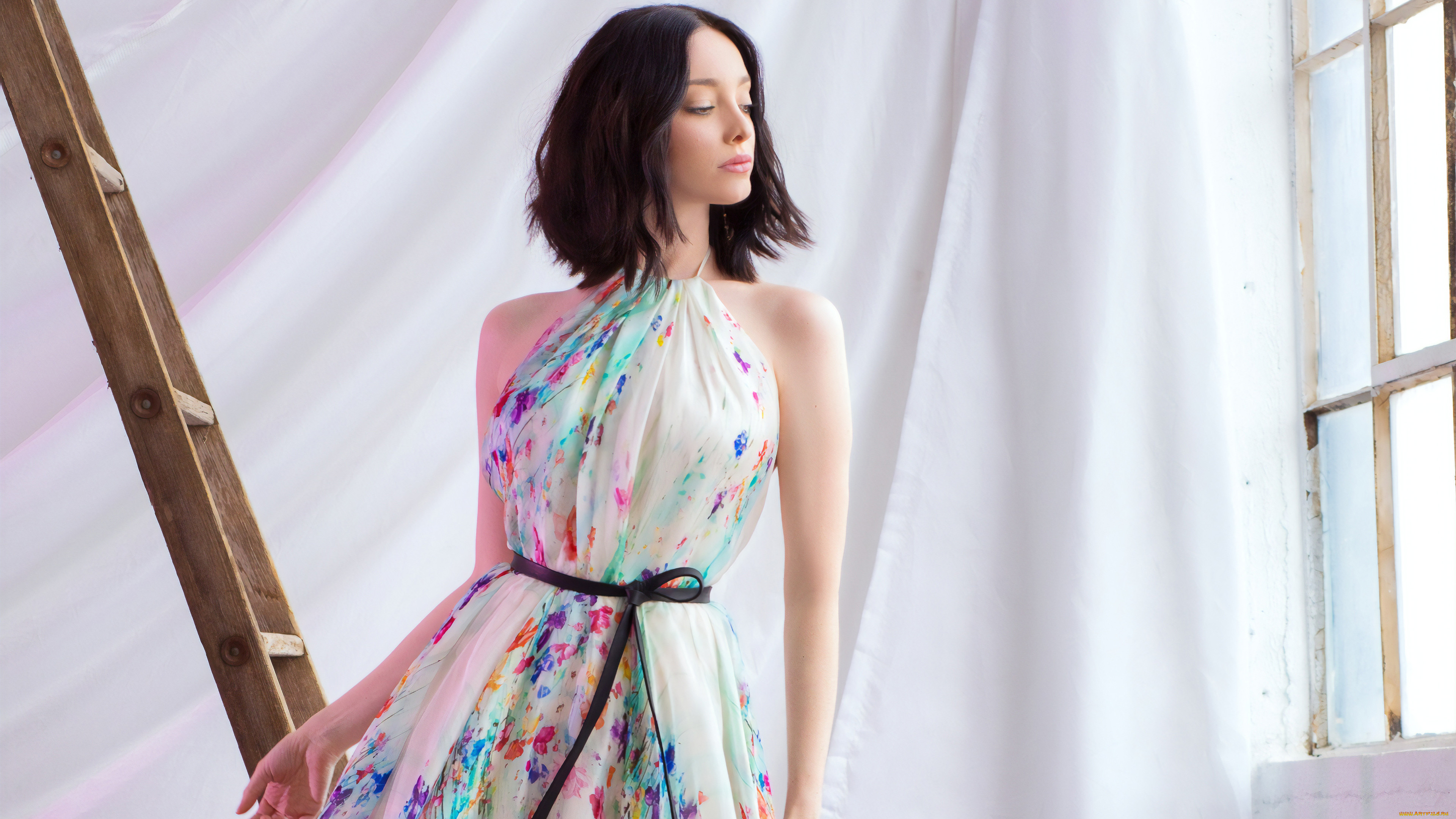 , emma dumont, , , , , 